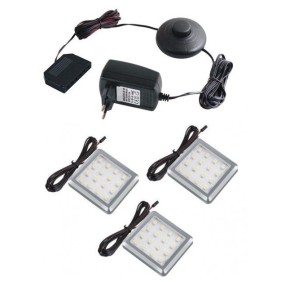 Set 3 Spoturi Square 2 cu 16 LED-uri, Transformator 15W si Distribuitor 6 iesiri